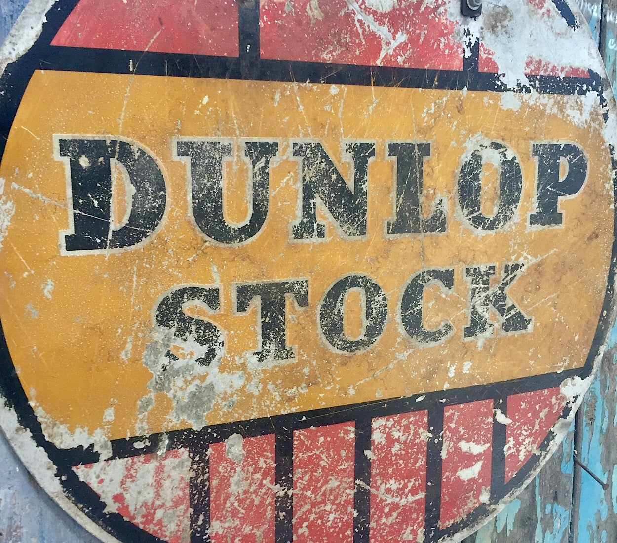 Vintage Dunlop stock round 1930s advertising sign