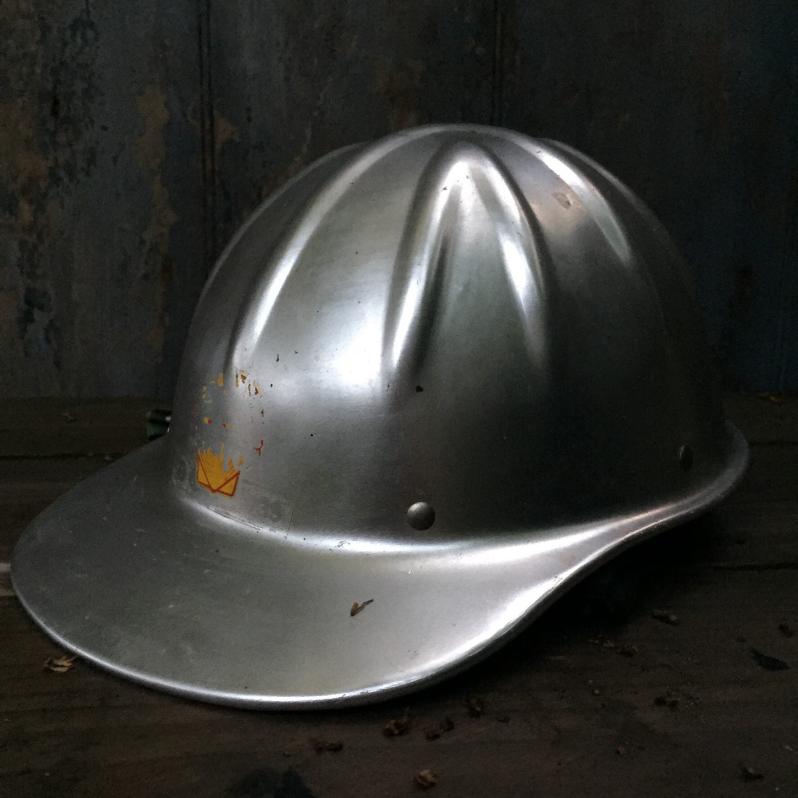 Vintage metal Shell oil worker builder construction Helmet 1970s